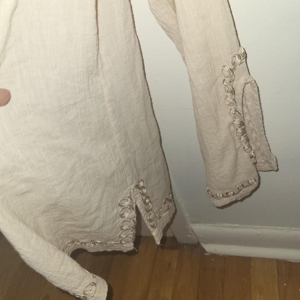 Embellished 3/4 Sleeve Blouse - Picture 8 of 11
